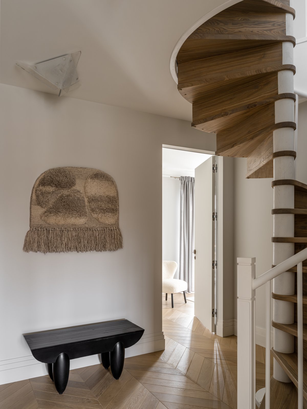 家装设计案例鉴赏——经典现代风格别墅轻奢质感拉满-13