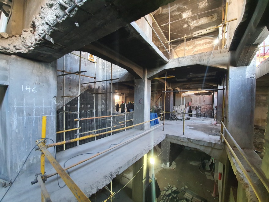 瑞士 50 年历史仓库重塑丨Ashrafi & Zad Design-21