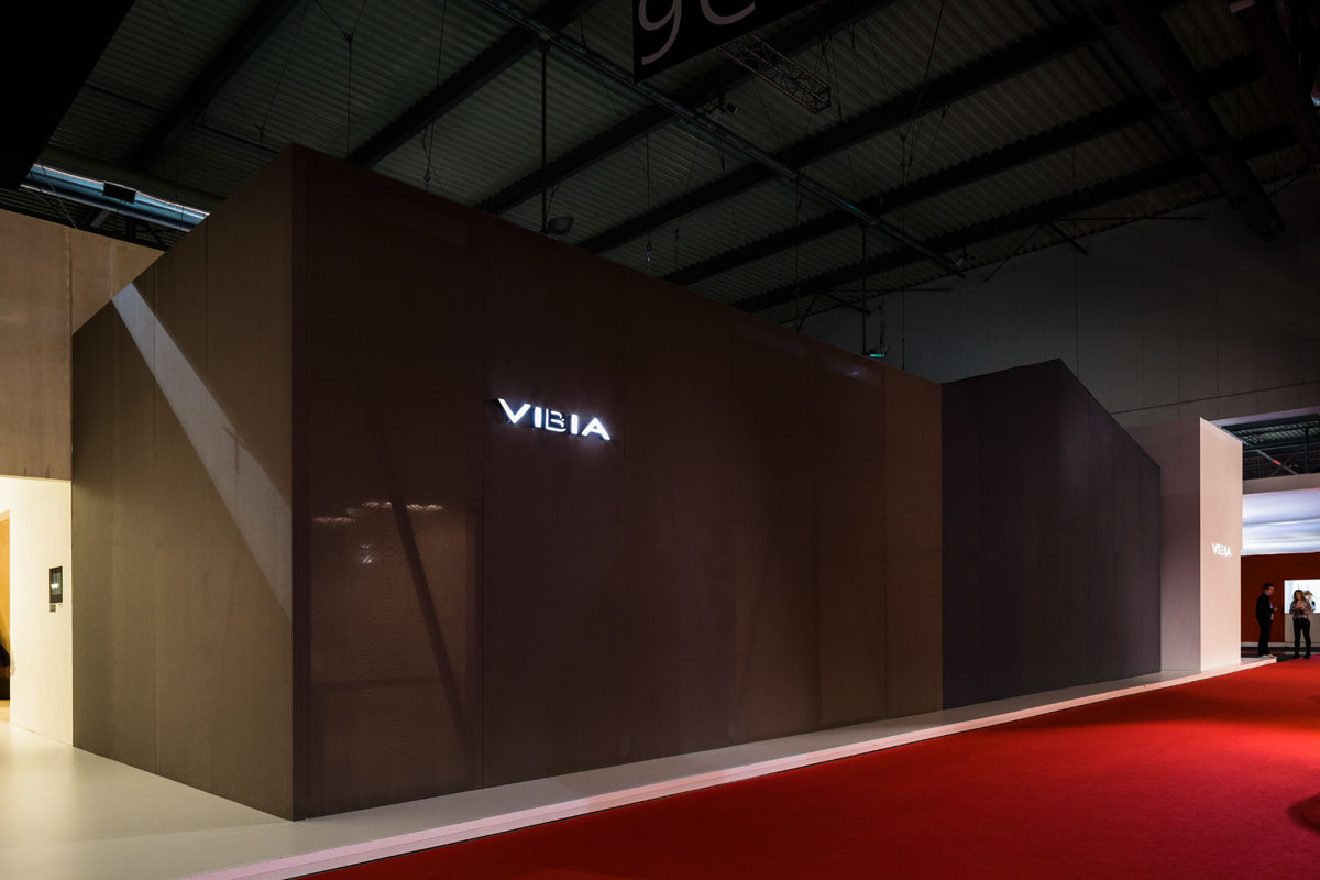 05 11 STAND VIBIA EN LA FERIA EUROLUCE 2015 DE MILÁN-11