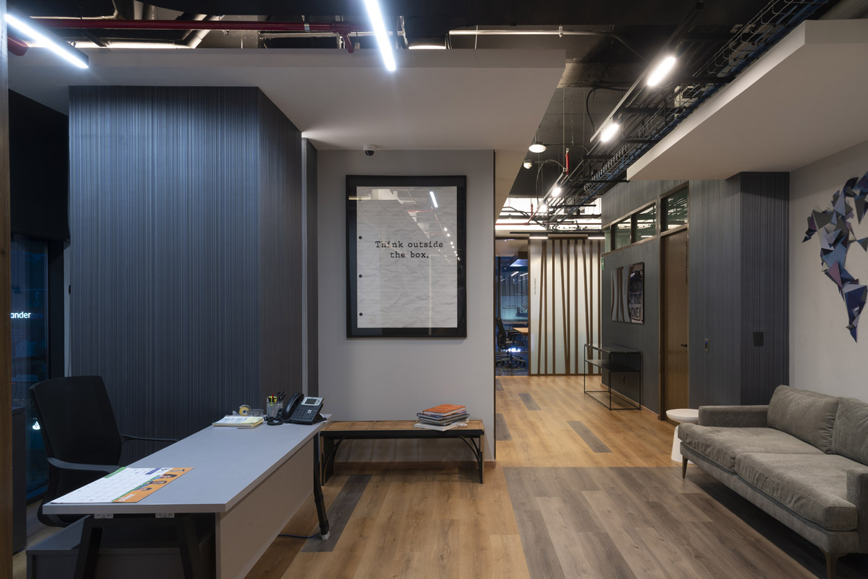 墨西哥城金融公司优雅办公空间-24