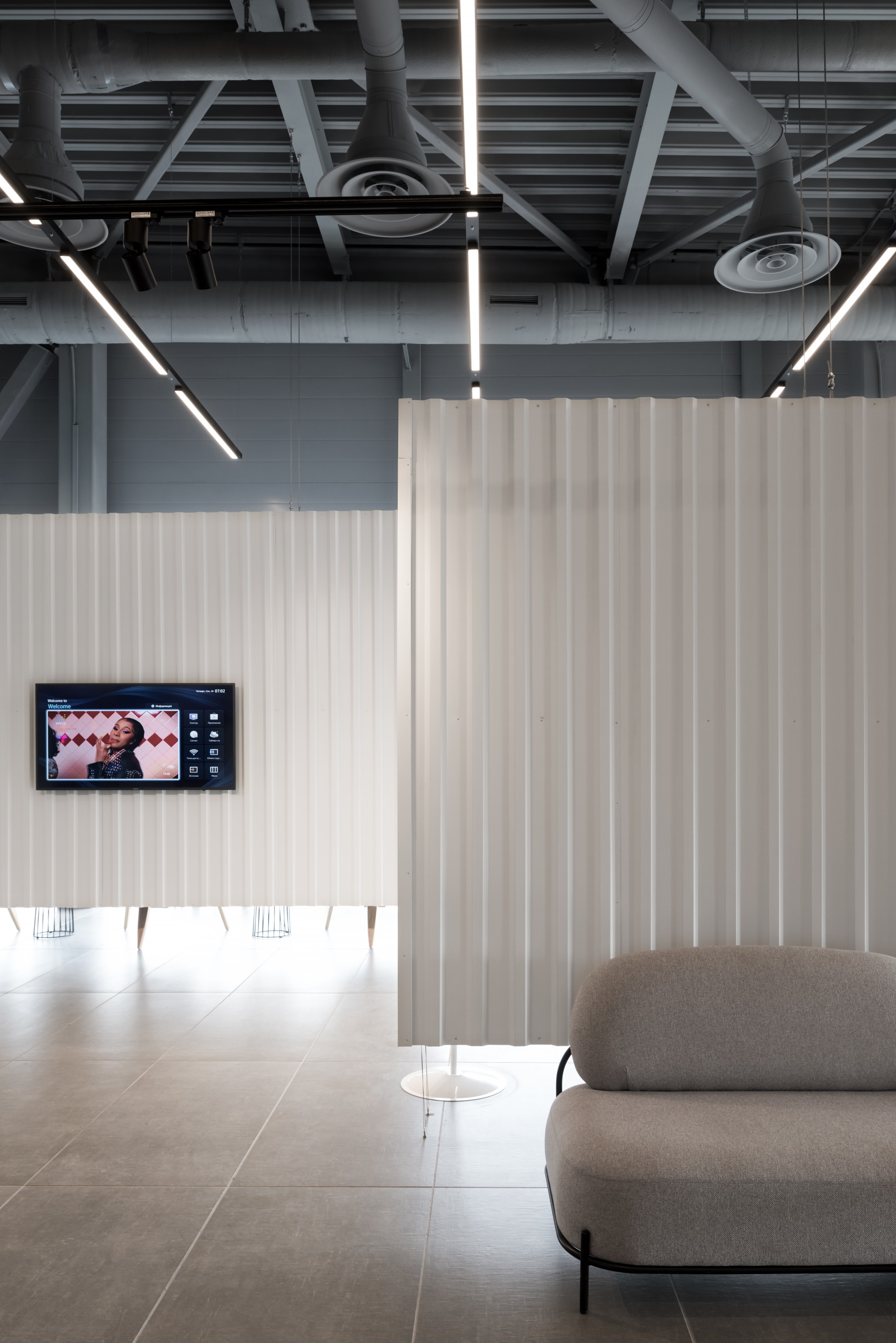 俄罗斯 Yelizovo 机场商务大厅设计-17