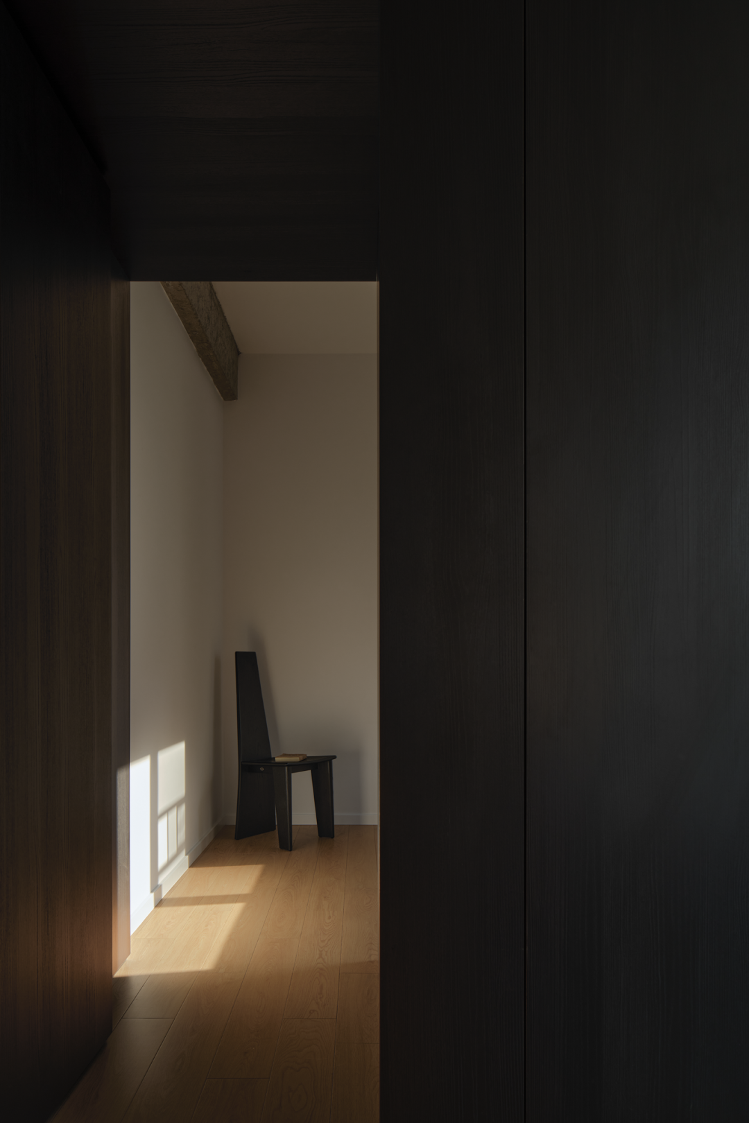 古月·胡哲｜极简“大套间”，拥抱自然与自我的栖居！-65