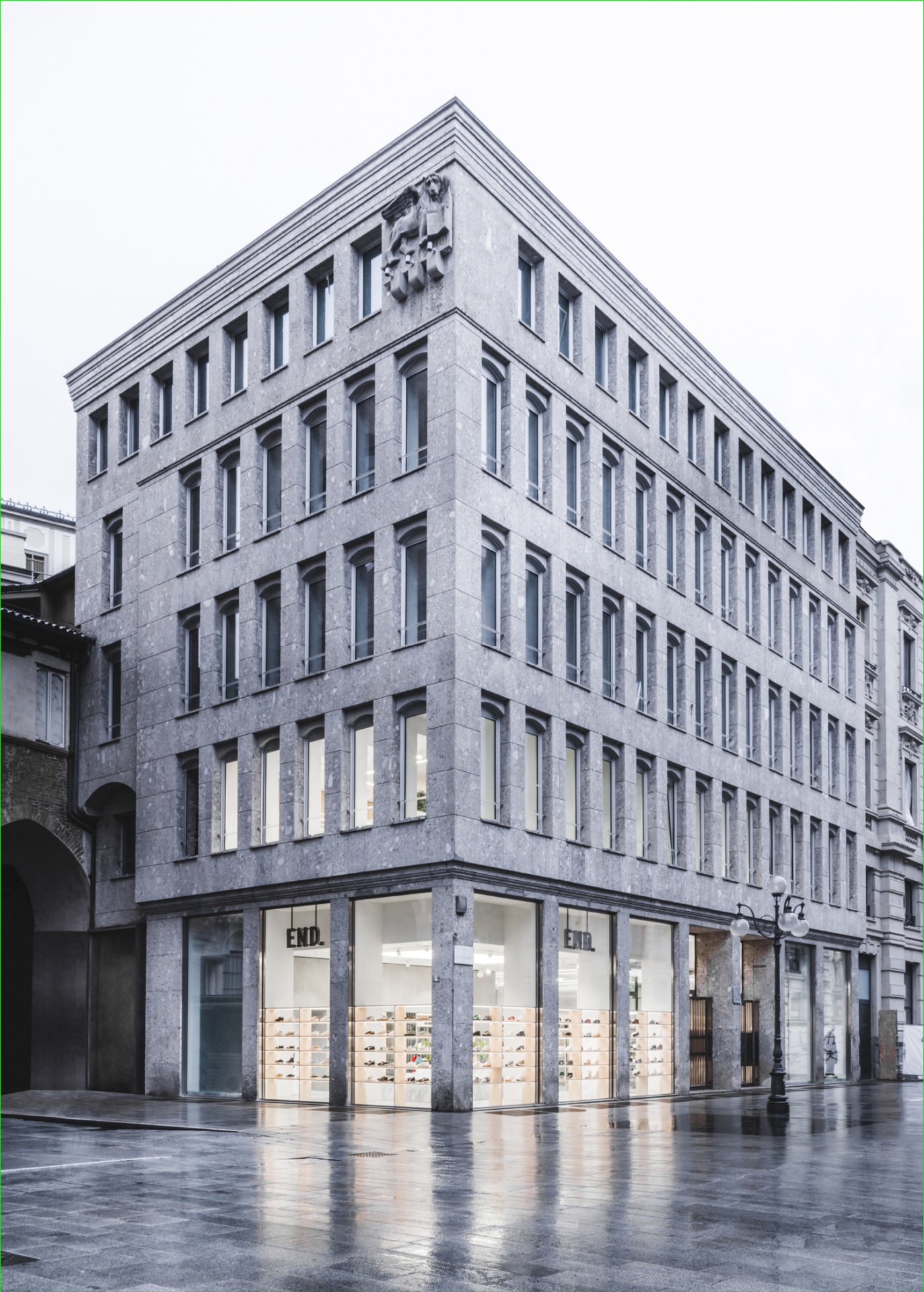 END· 米兰旗舰店丨意大利米兰丨不详-10