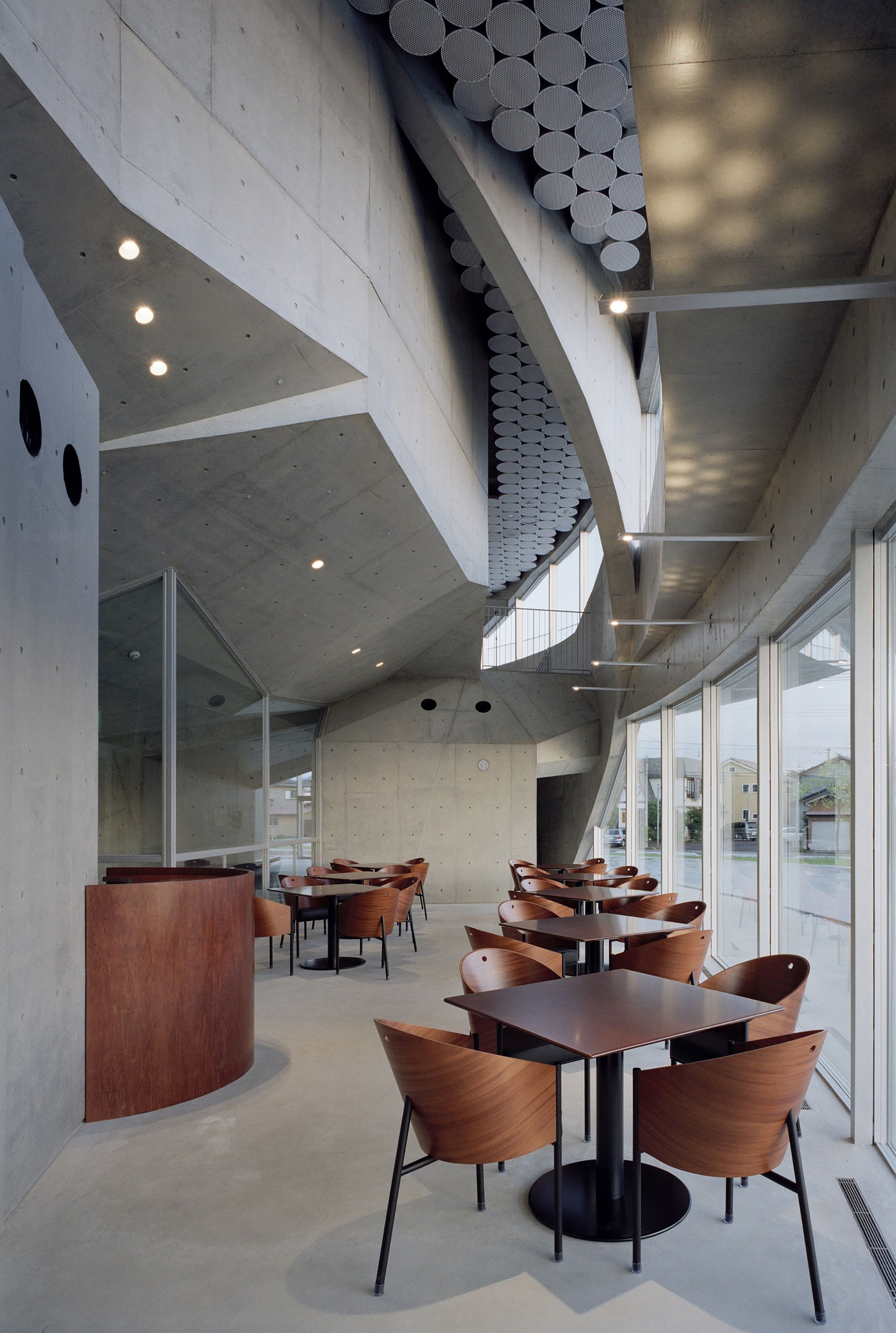 扭曲的音符 · 日本 Niigata 市 Akiha 区文化中心-24