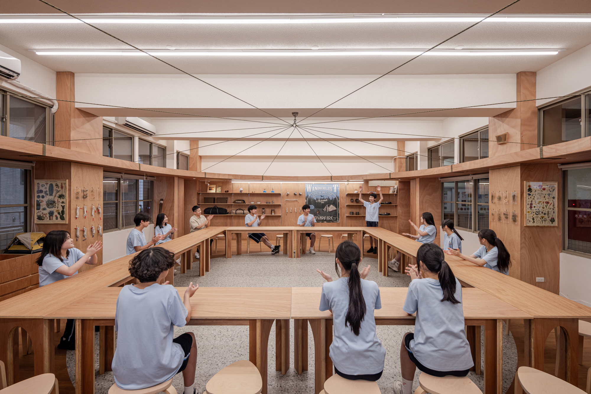 Qingshan Forest Junior High School Classroom / 317designstudio-21