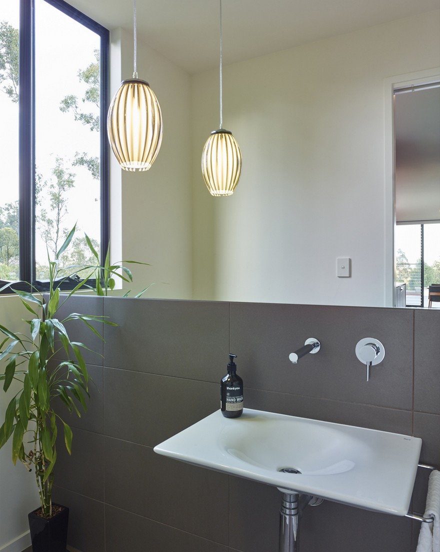 Remarkable Design Shaping Modern House in Gold Coast, Australia-26