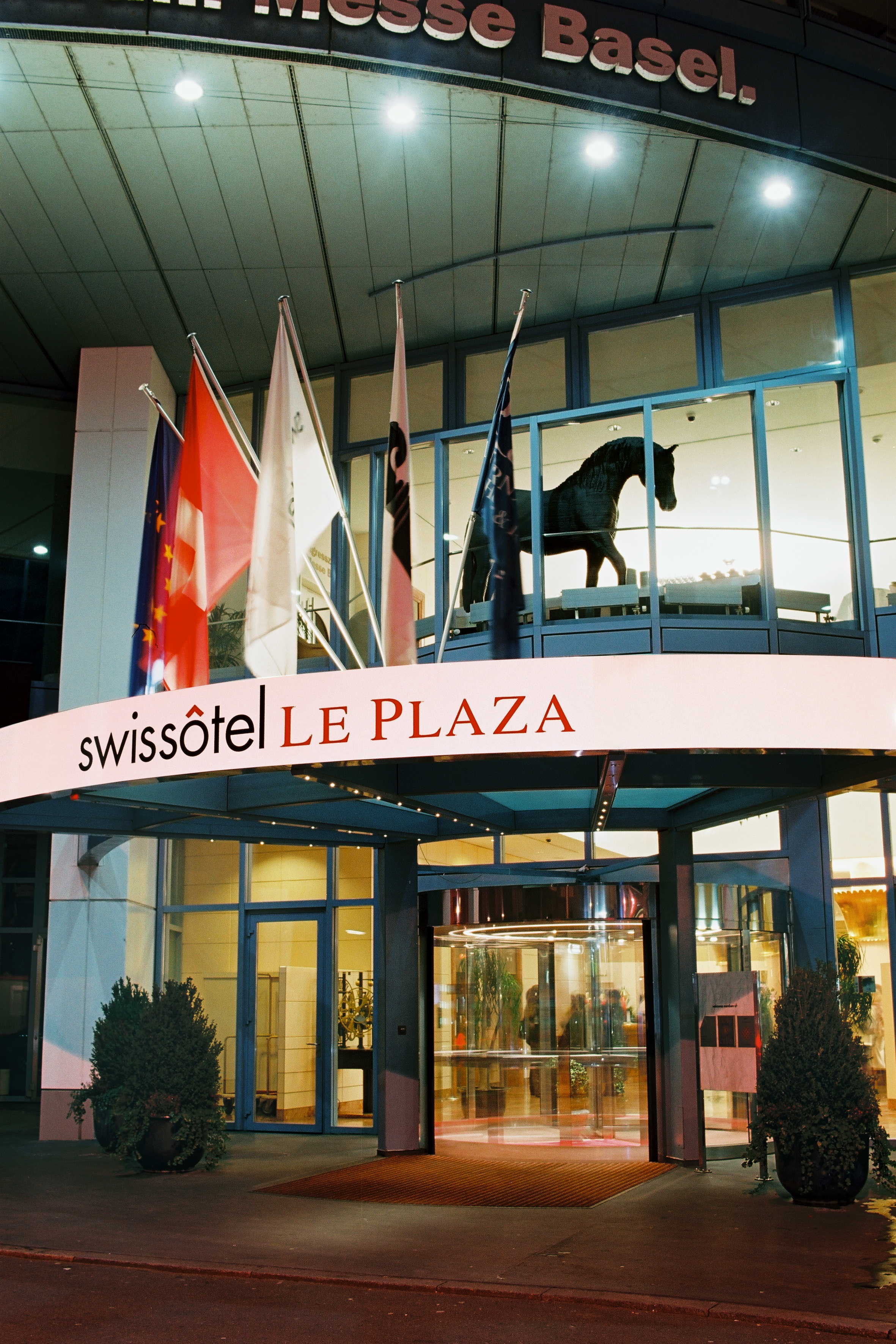 Swiss tel Le Plaza  Basel-0