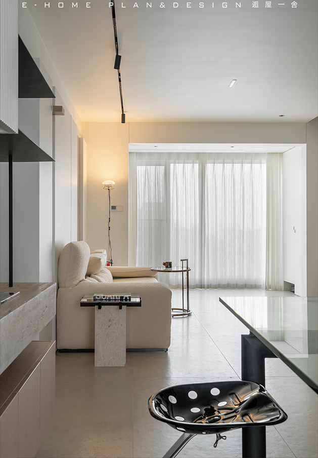 一人居,00 后和她“不费劲”的家丨逅屋一舍-13