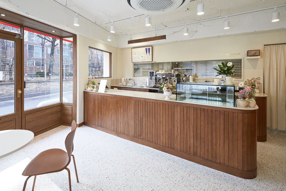 13 平极简咖啡厅-6