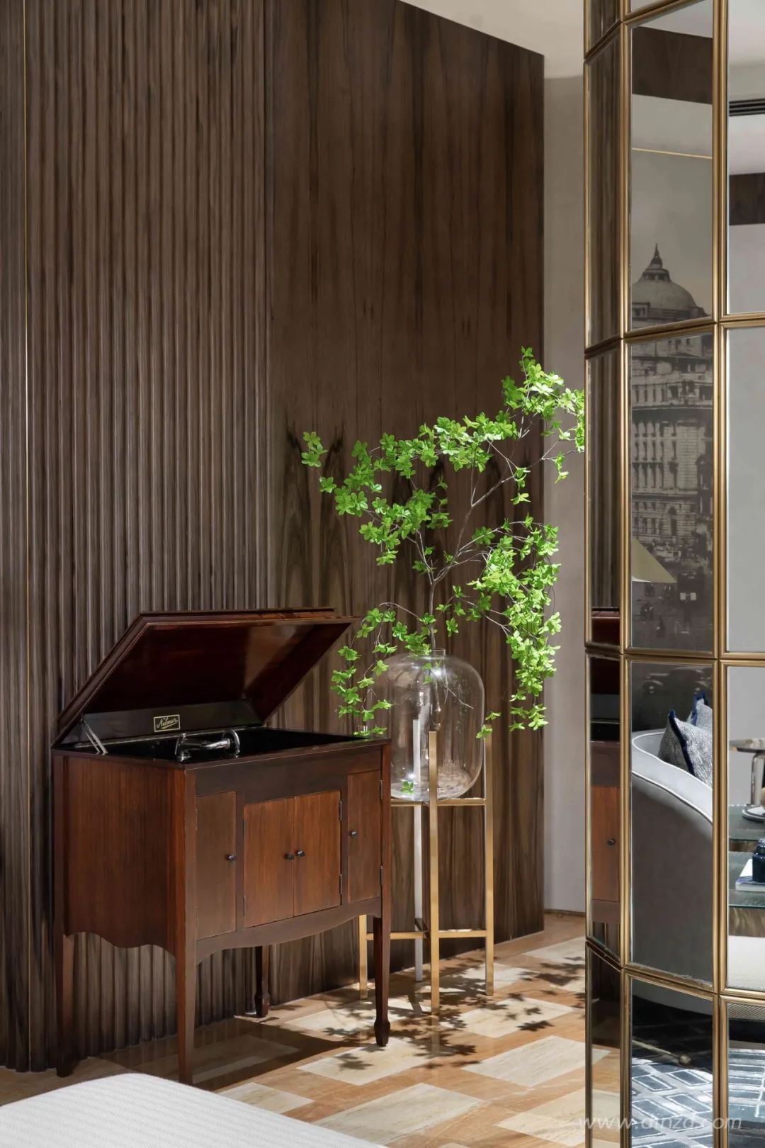 上海陆家嘴金融中心奢华样板房设计-29