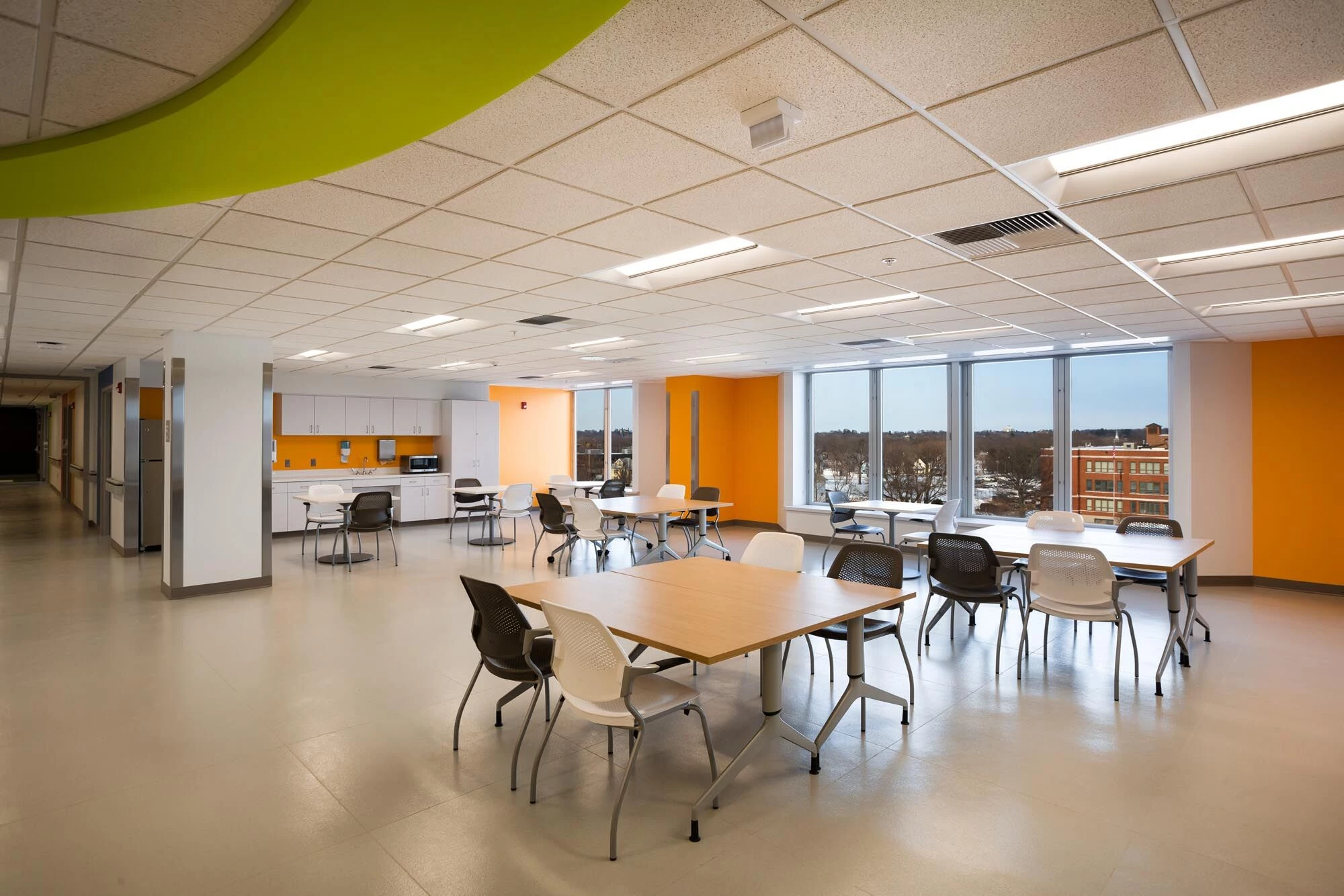 Mercy Medical Center 住院康复中心丨美国锡达拉皮兹丨OPN Architects-11