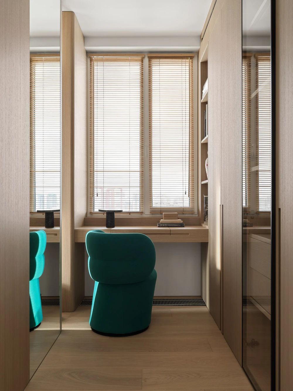 新作丨Artem Babayants  原木馨香-38