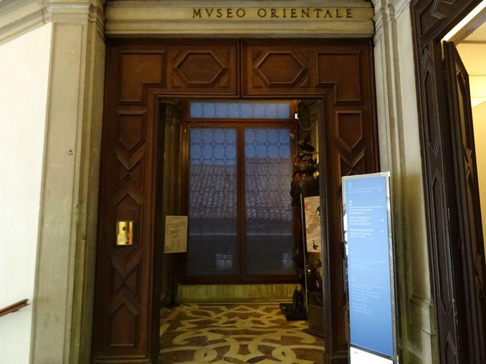 カ・ペーザロ | イタリア の建築【世界建築巡り】-101