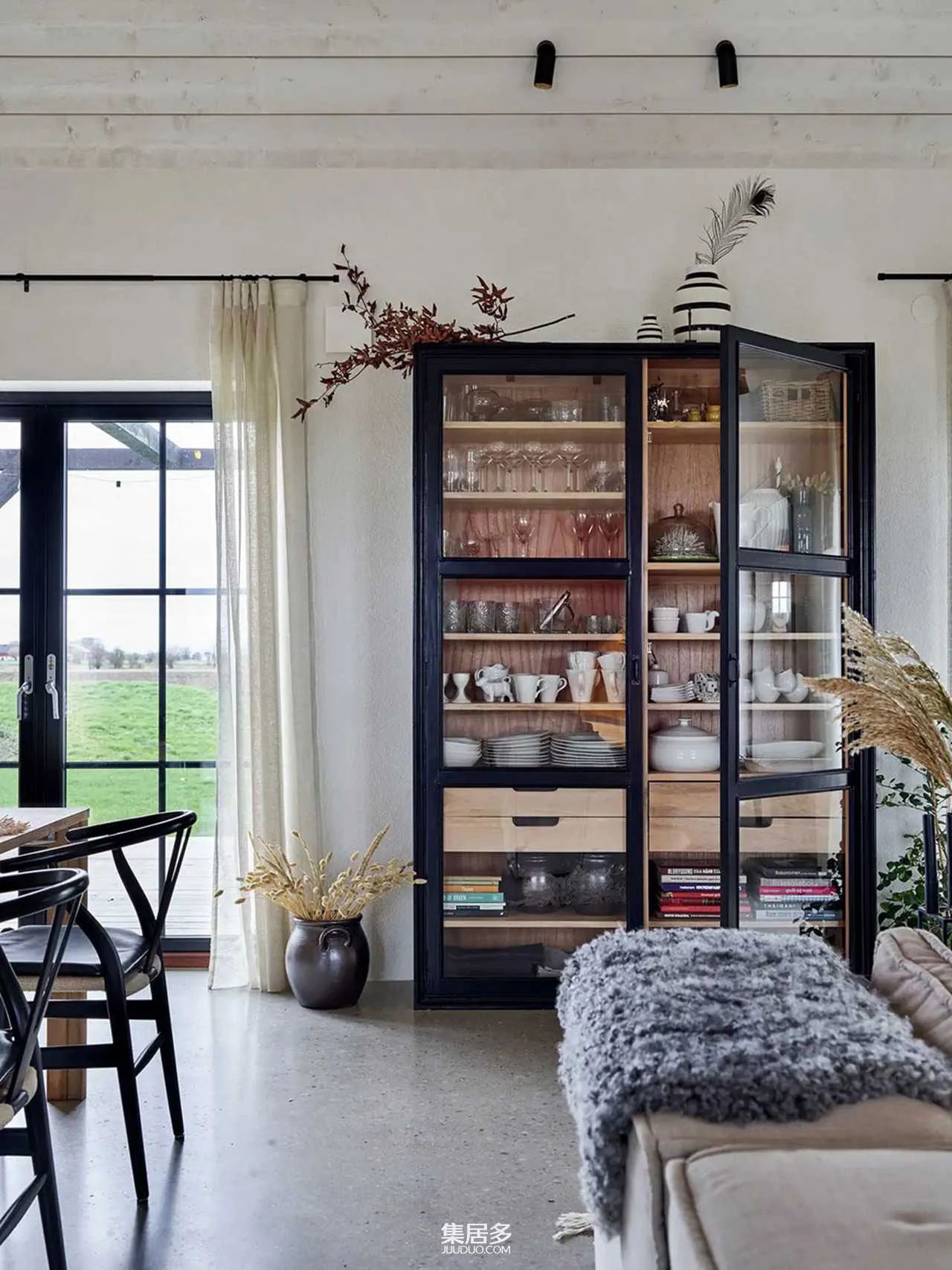 瑞典南部现代小屋-11