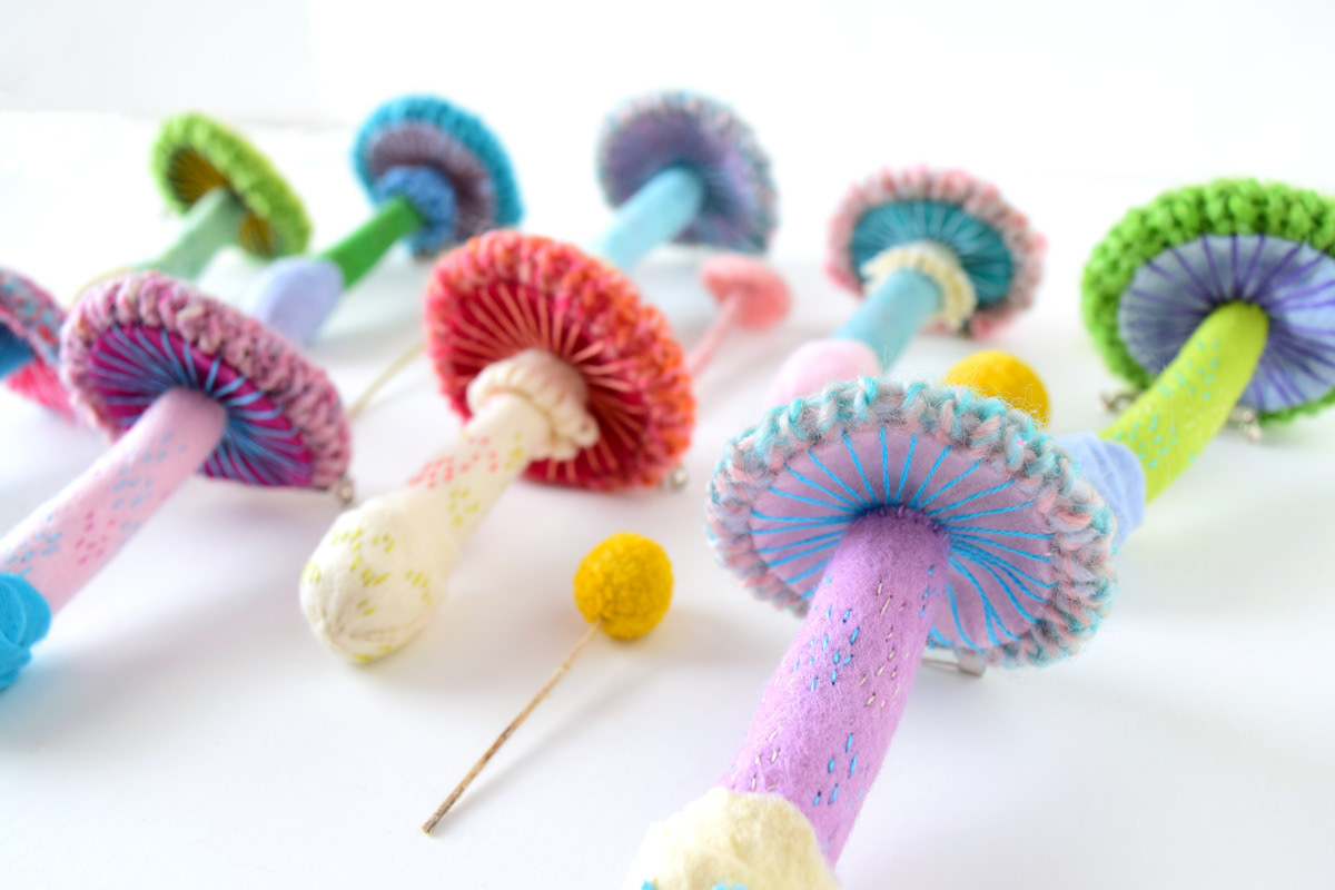 日本 Osaka 展览馆“标本王国”展示独特编织蘑菇胸针-15