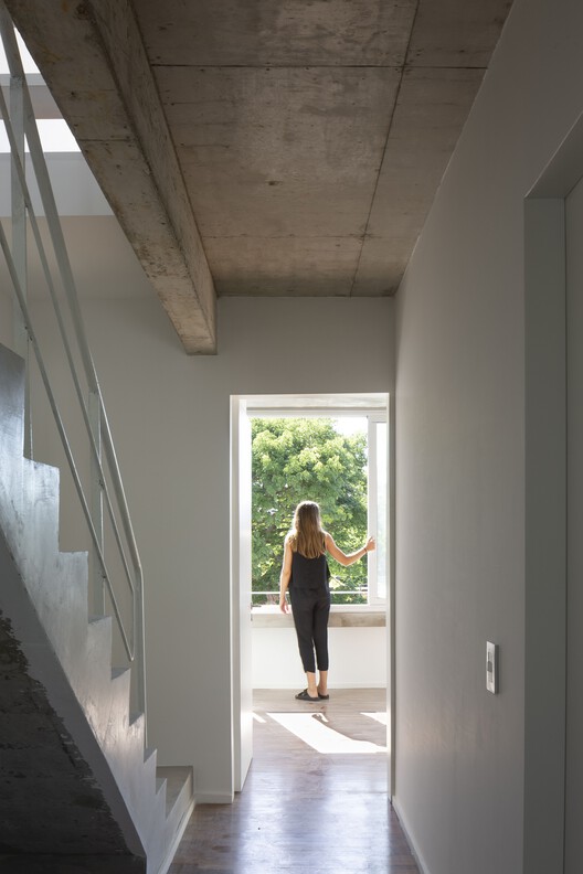 阿根廷混凝土住宅楼丨阿根廷布宜诺斯艾利斯丨Cottet Iachetti Arquitectos-35