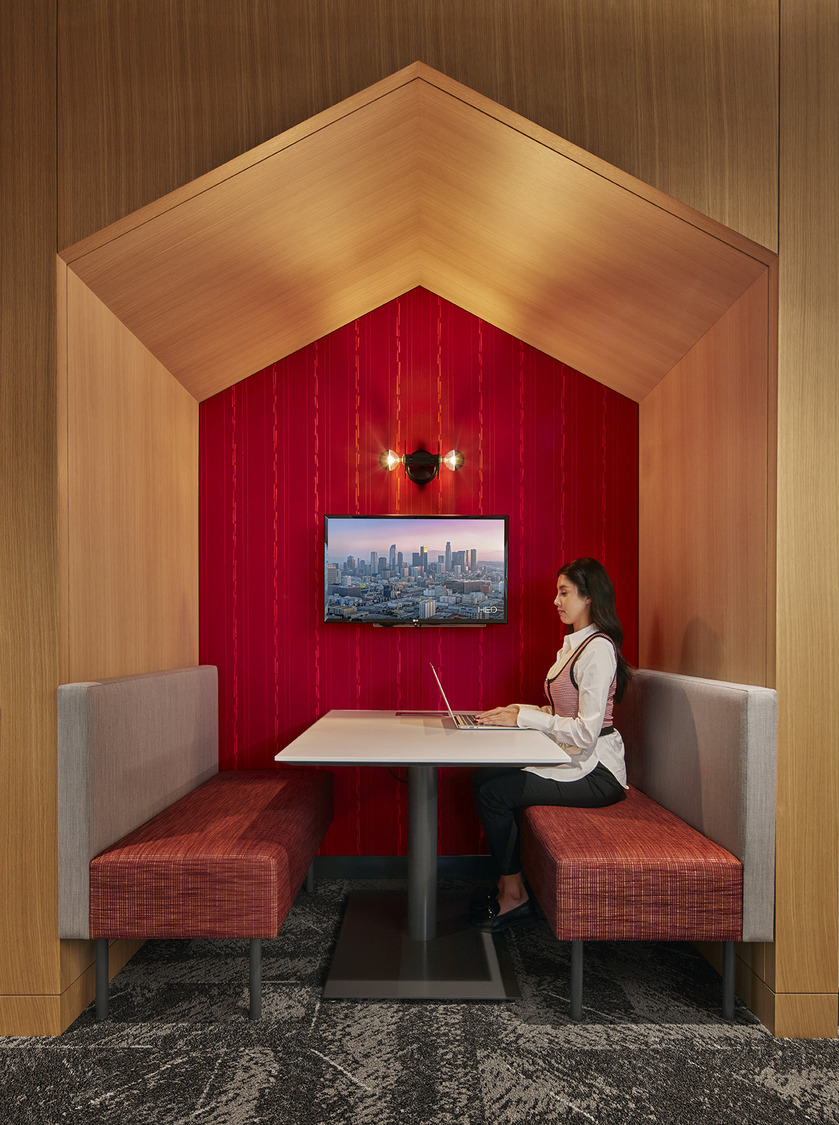 洛杉矶金融公司未来办公室设计丨美国洛杉矶丨HED-13