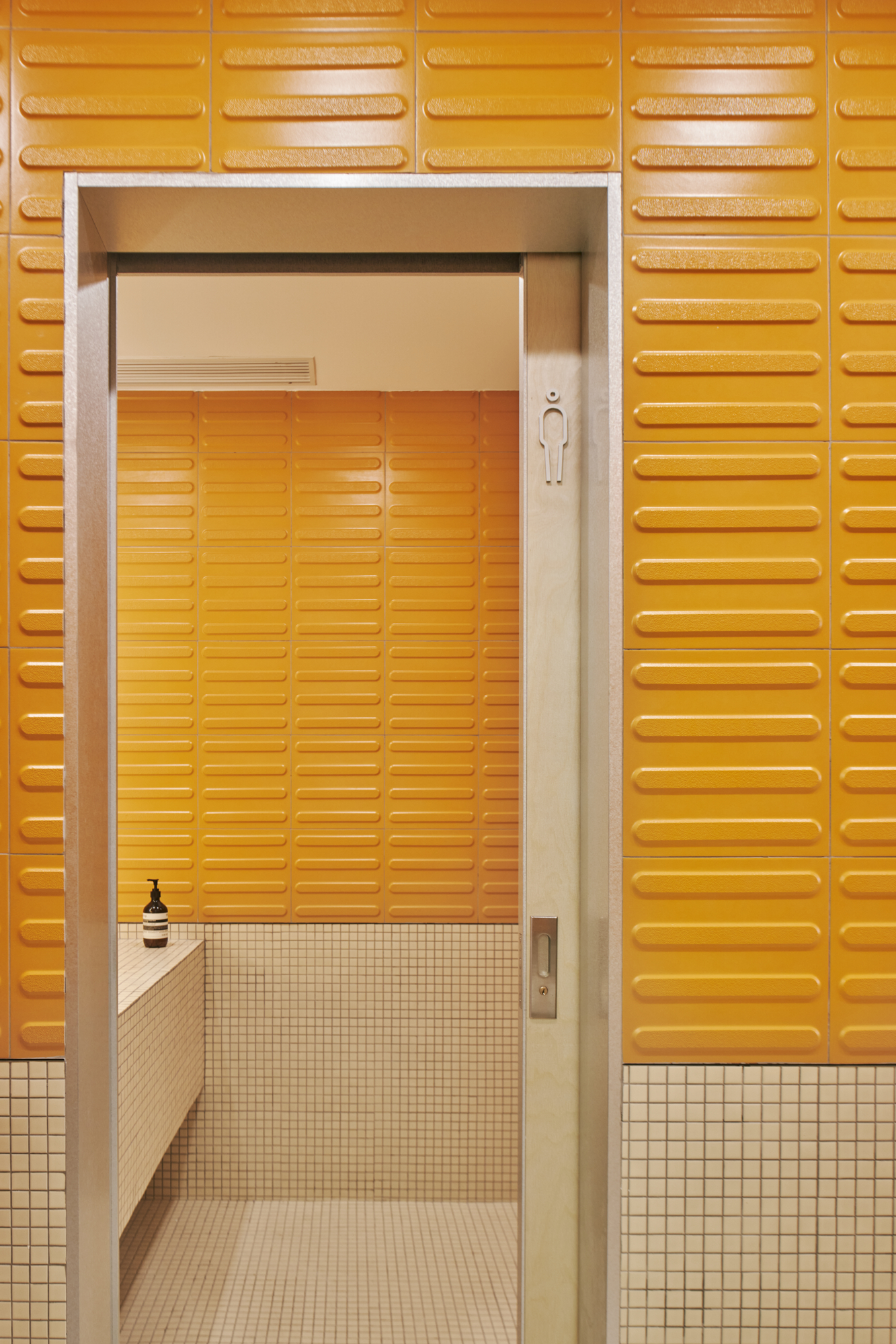 数字媒体集团办公室丨中国上海丨Pronounced Design-18