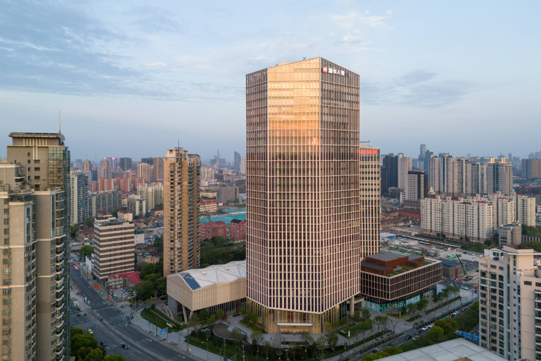 上海国华金融中心,黄浦江畔 灯塔相望丨中国上海丨上海柏熙标识有限公司-15