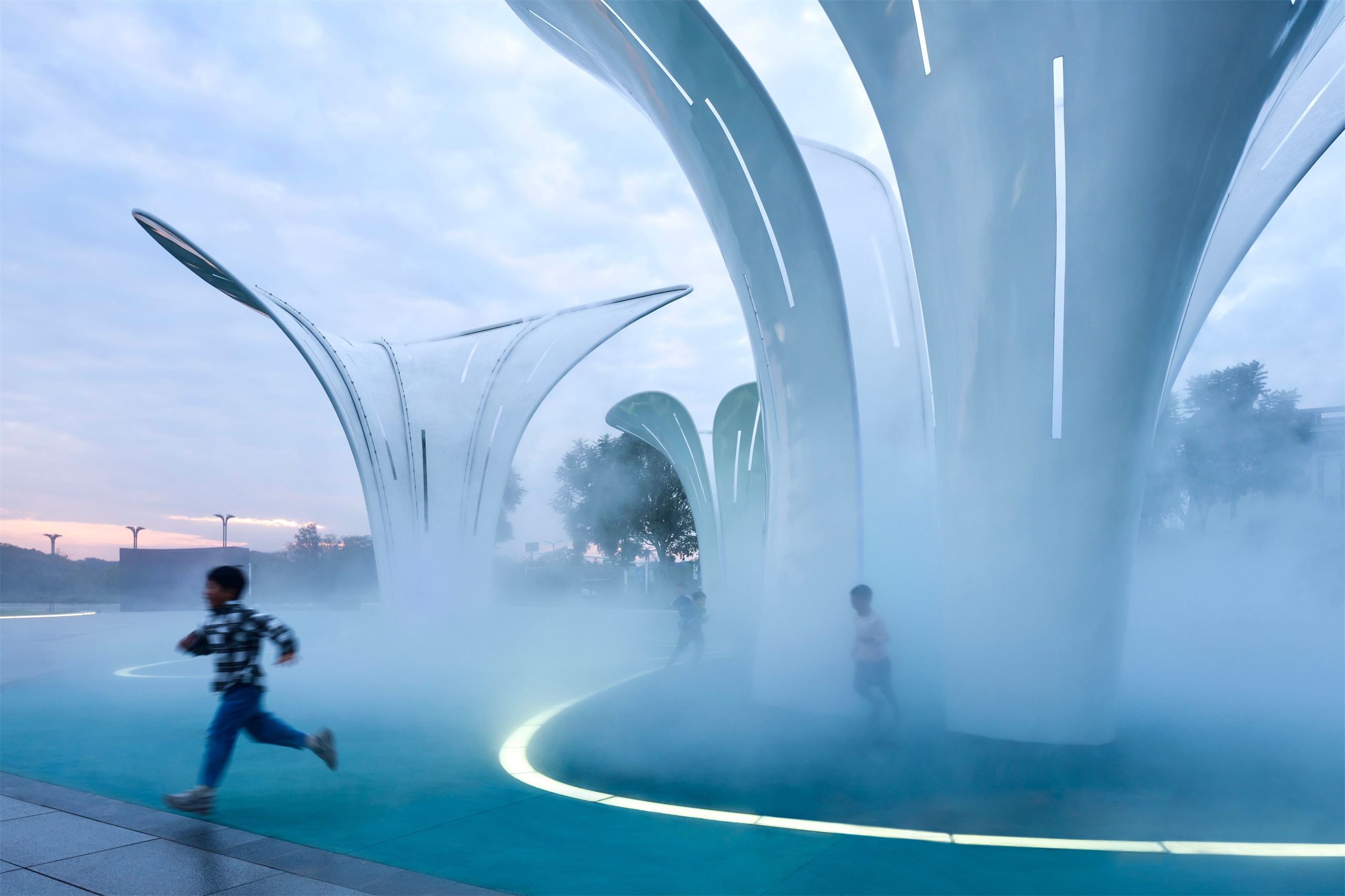 森腾·峰云街广场艺术装置丨中国泸州丨重庆唤醒空间设计有限公司-24