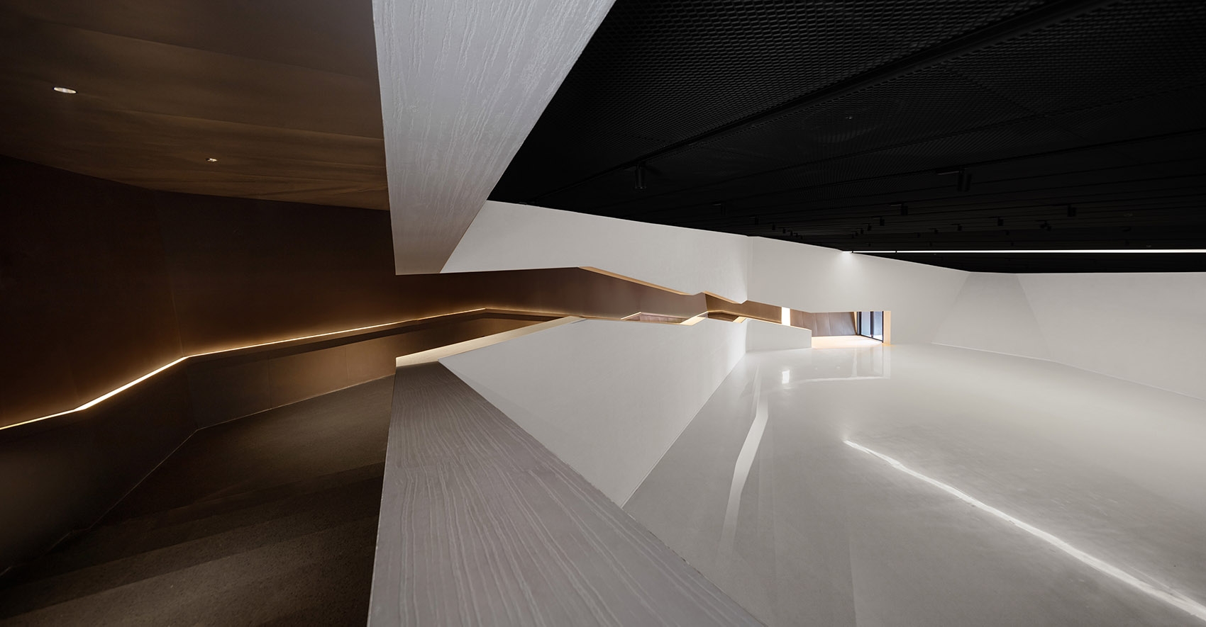 云南东风韵艺术中心 | 红土地上的现代石雕艺术-74