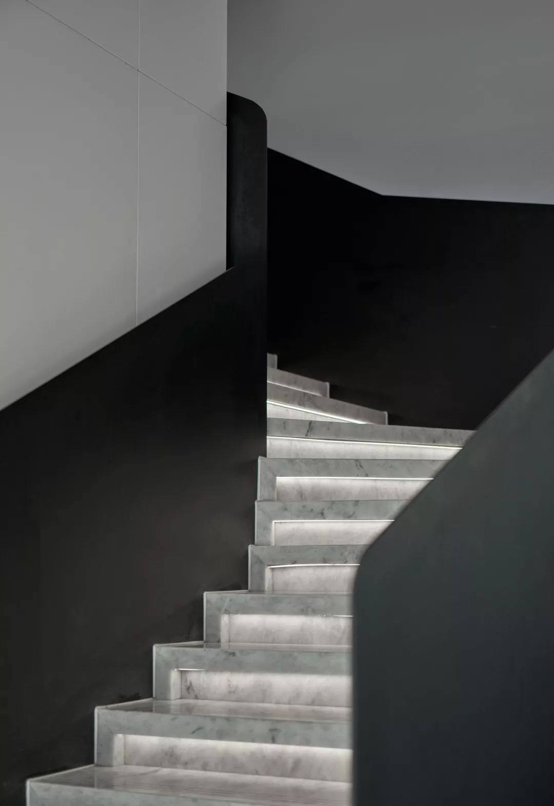 悬浮东钱湖的科技未来空间-93