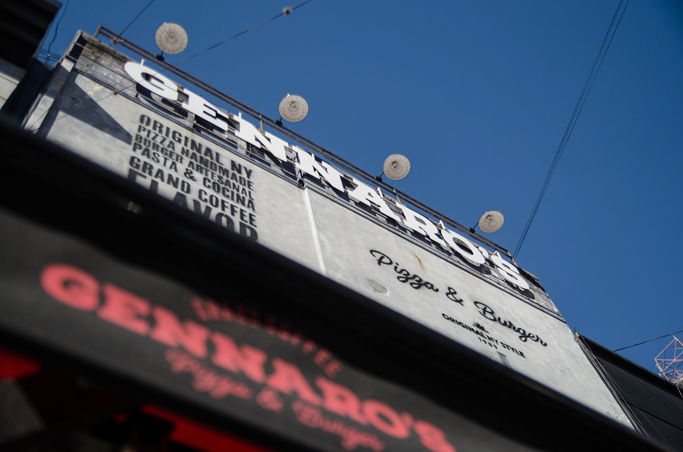 热纳罗的披萨和汉堡-9