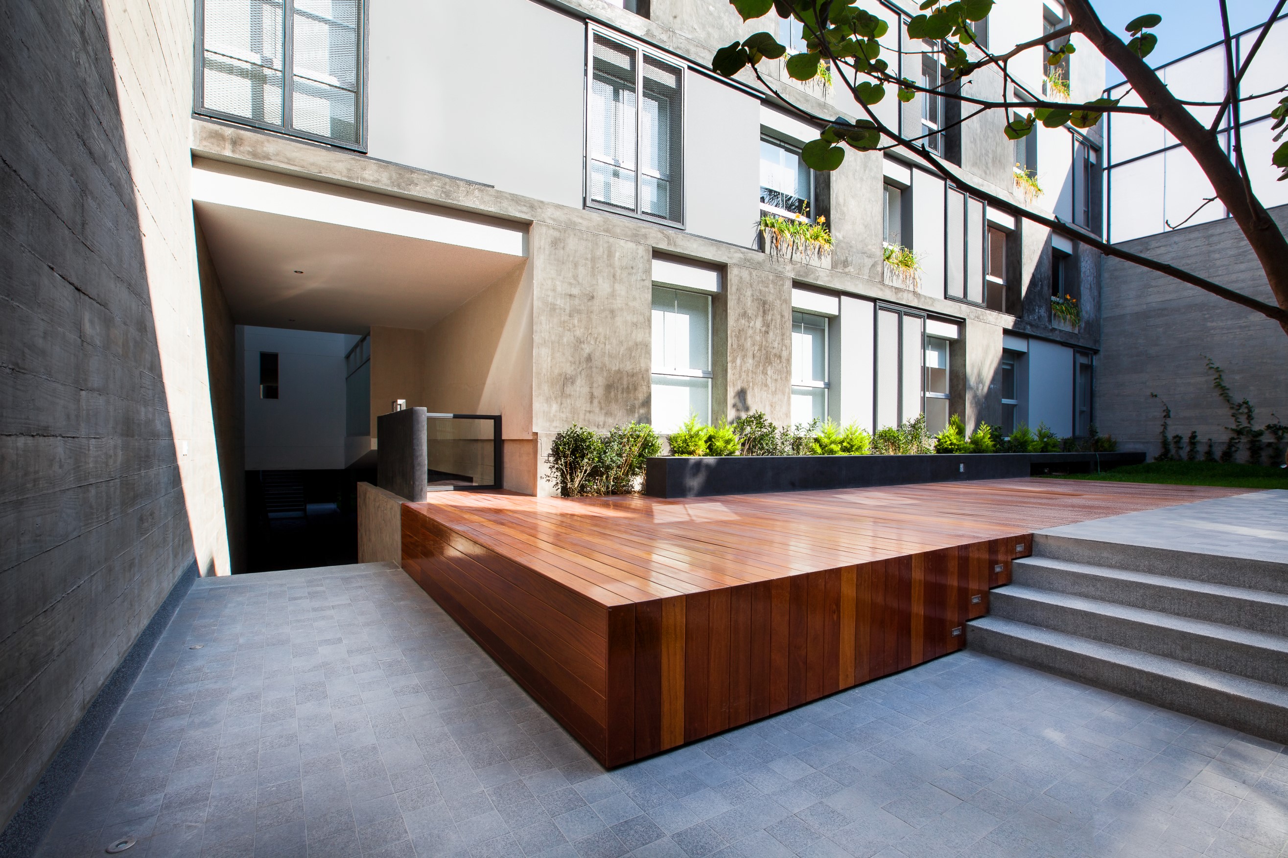 拉奎斯塔 | 内街设计打造全景视野住宅-18