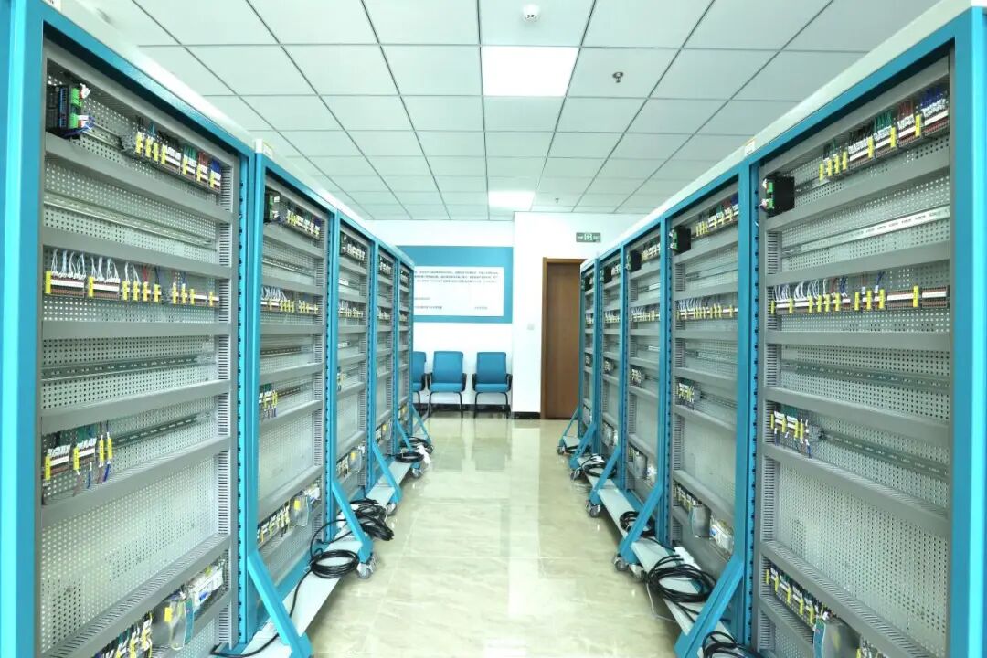 赋能职业教育体系建设！中建八局烟台工程职业技术学院南校区项目启用-45