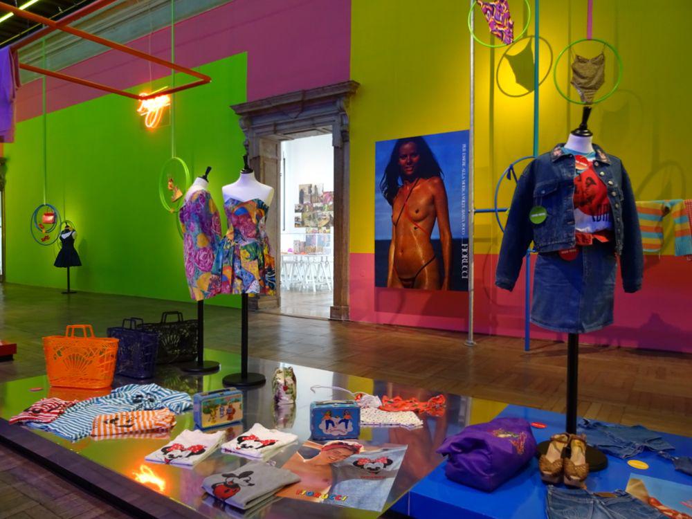 カ・ペーザロ | イタリア の建築【世界建築巡り】-92