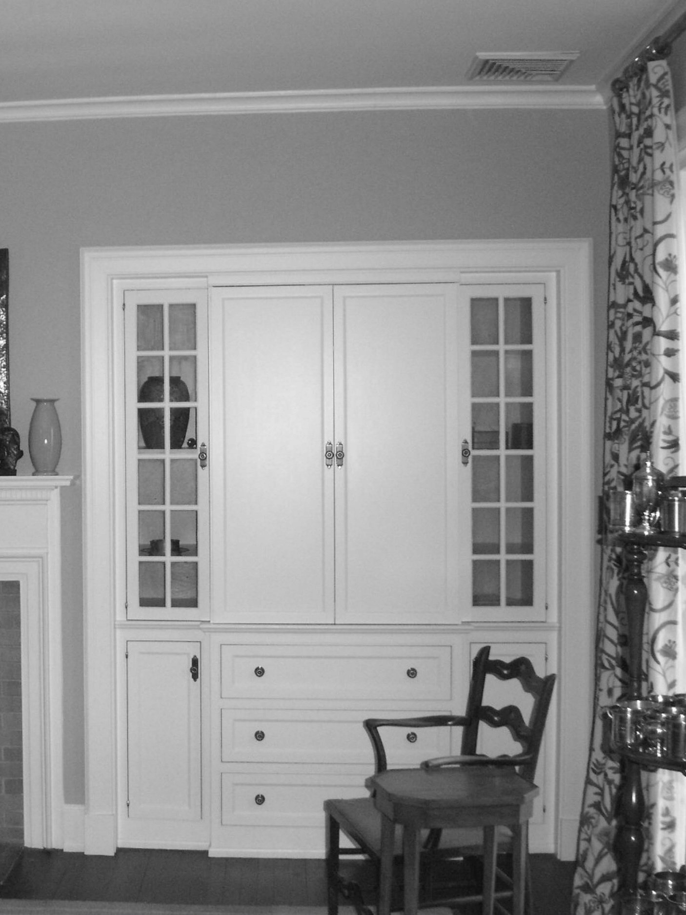 Waterfront Mediterranean Home — Charles Hilton Architects-28