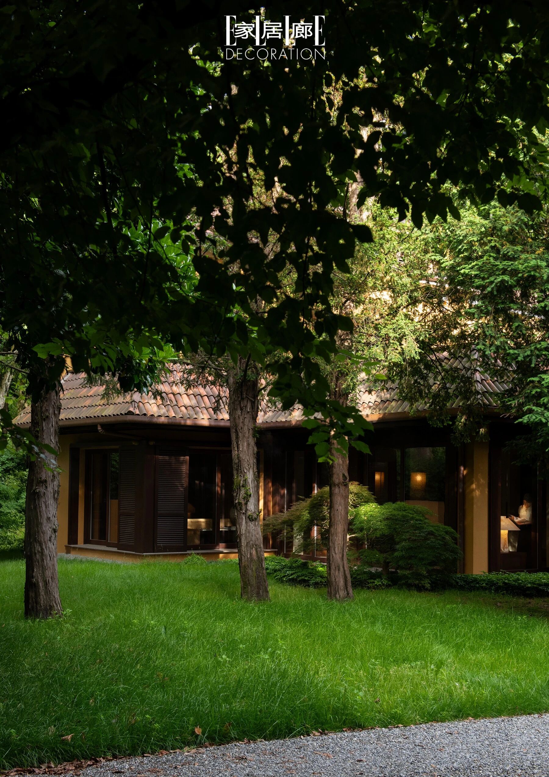 在意大利百年老宅里，他造了一个“阴翳美学”的世界-8