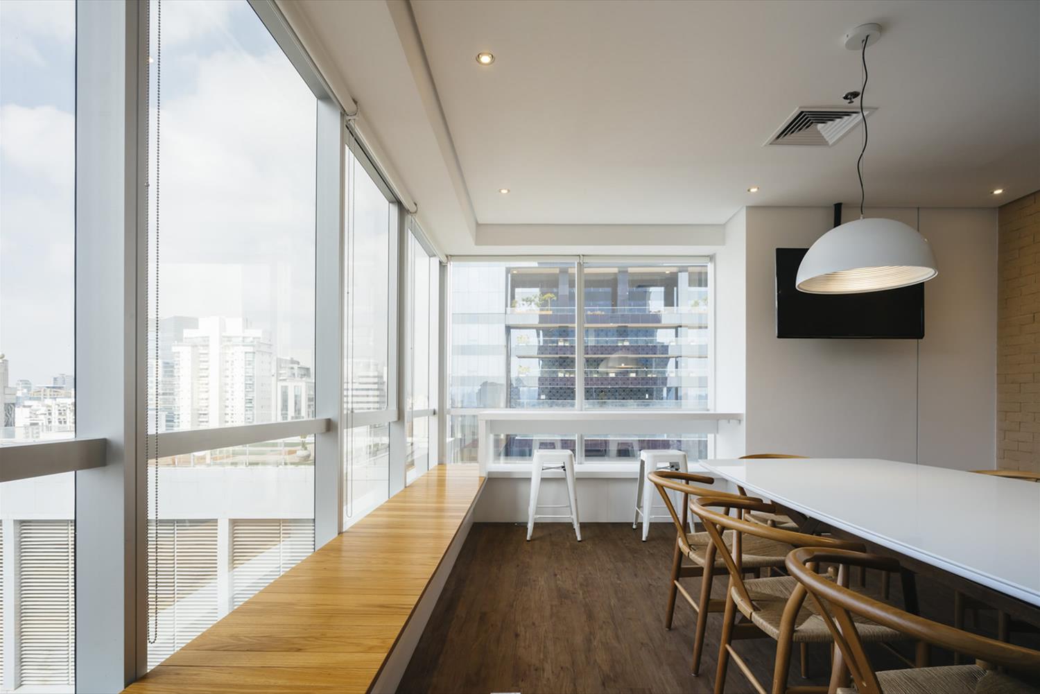 巴西 SP 企业办公室设计 | 现代、简约、环保-18