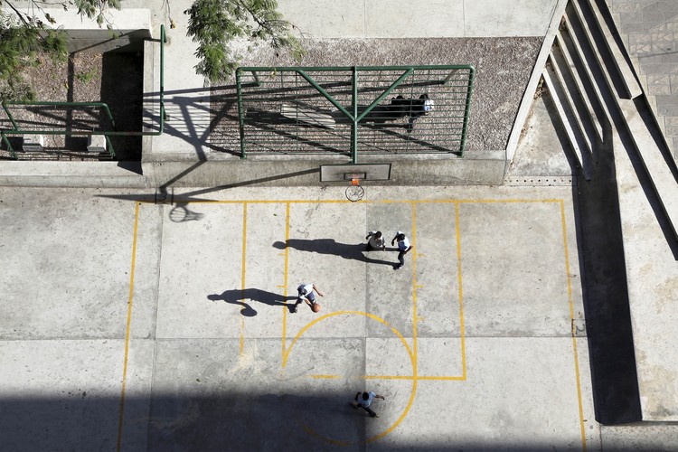 城市便利设施 · 玻利瓦尔大道的社区活力中心-29