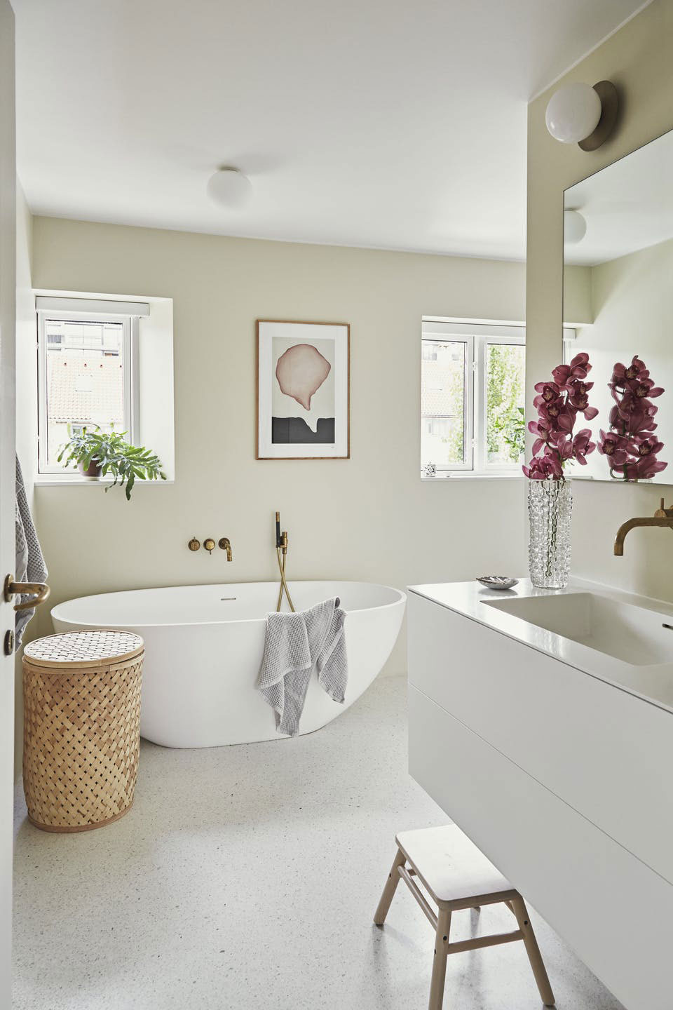 丹麦温馨家庭住宅的柔和色调设计-15