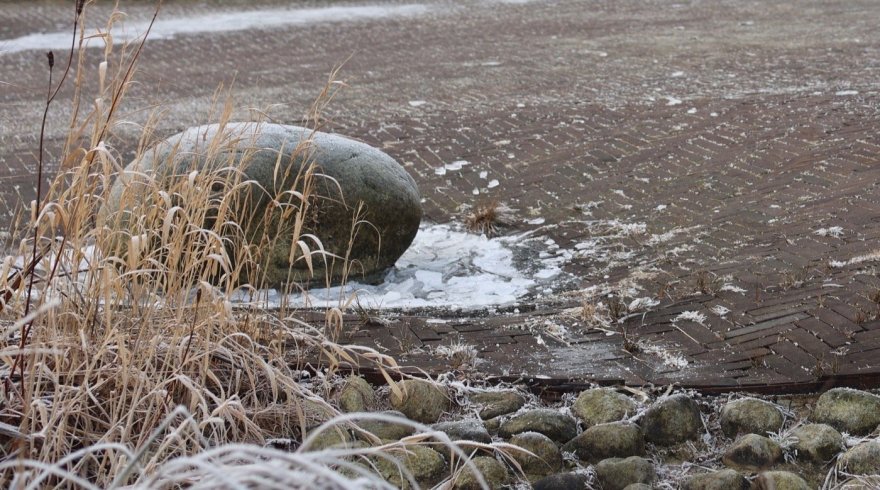 法国戈尔德城镇广场-12