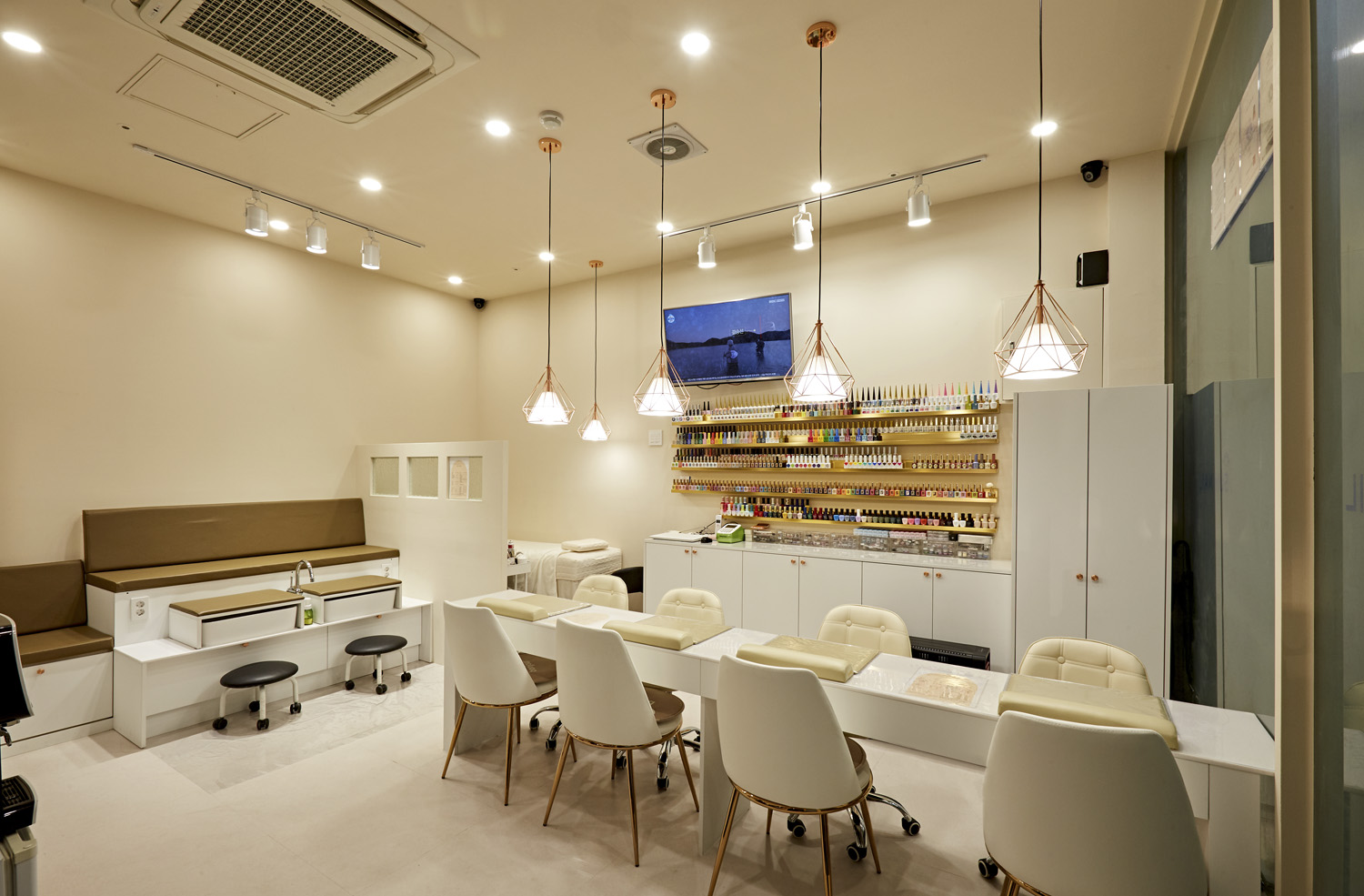 现代简约风小清新店铺设计-3