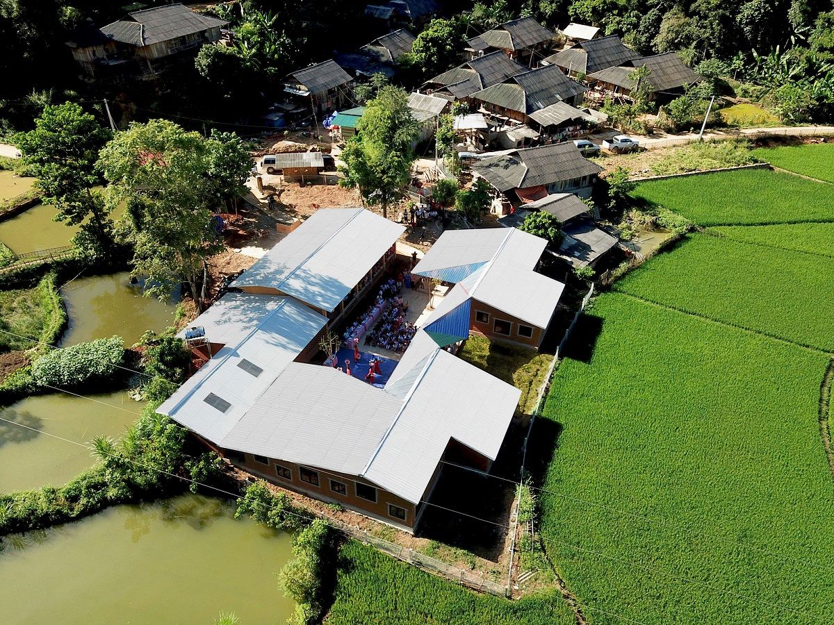 森林中的学校 · 1+1>2 建筑事务所打造独特学习环境-25