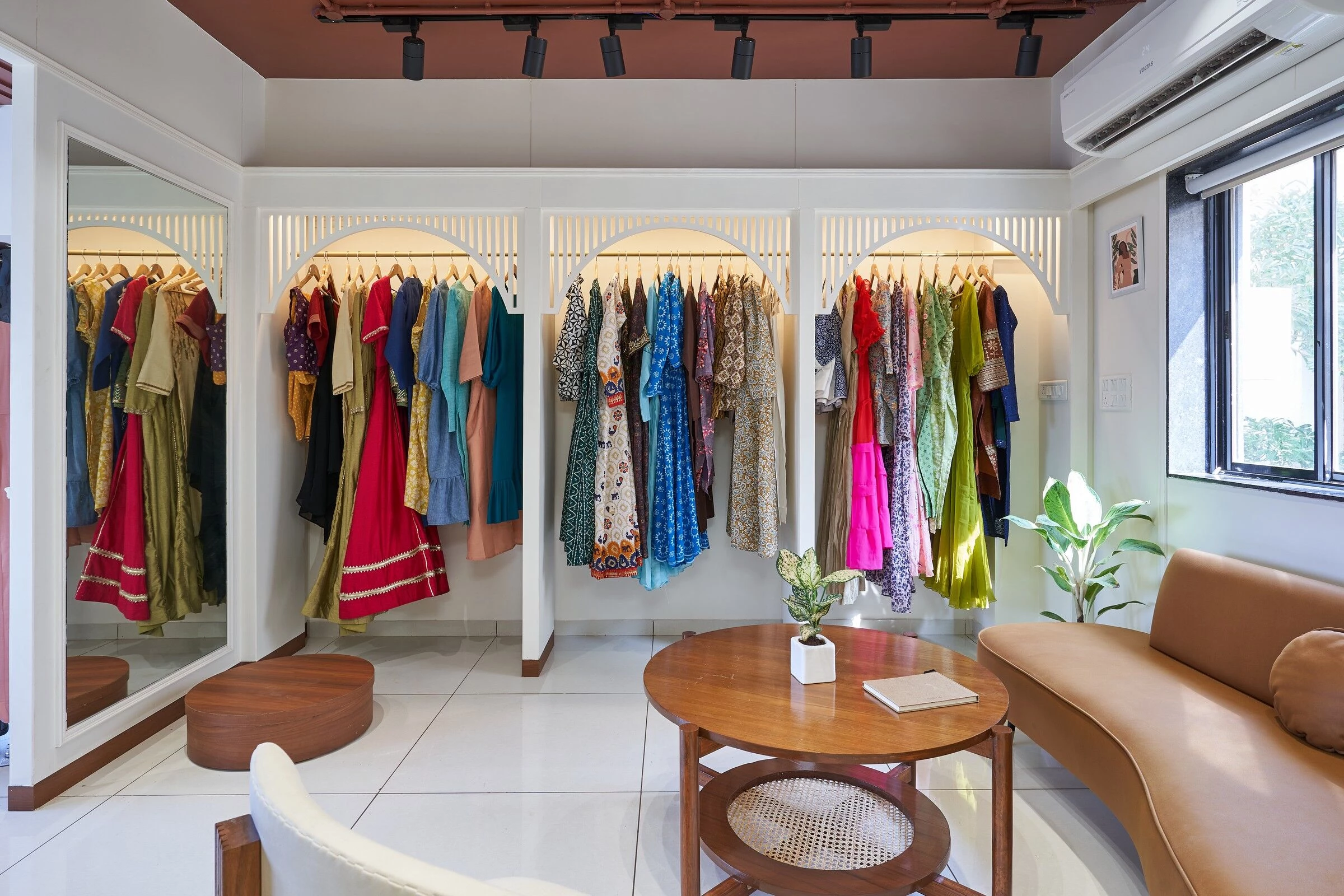 Reviving Elegance 时尚服装店室内设计丨印度丨Ingenious Studio-30