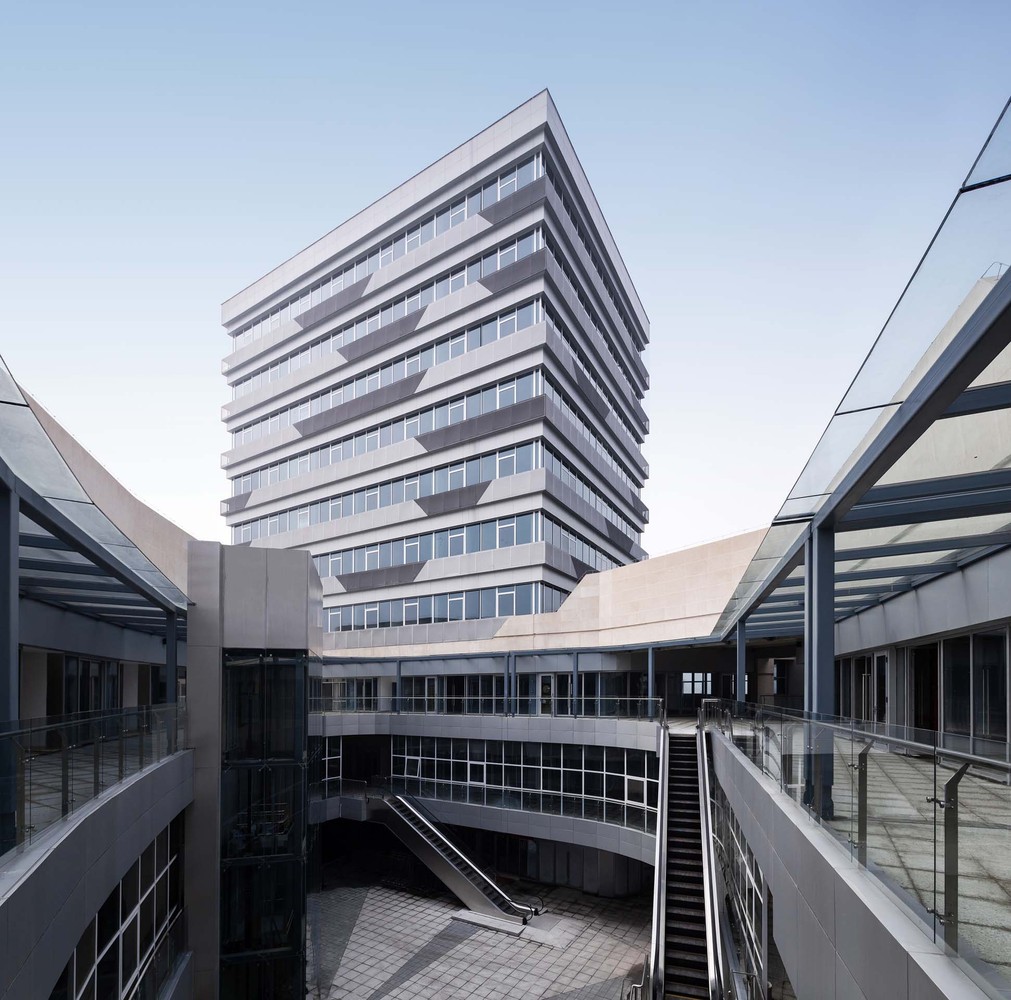 南京天益国际汽车城-23