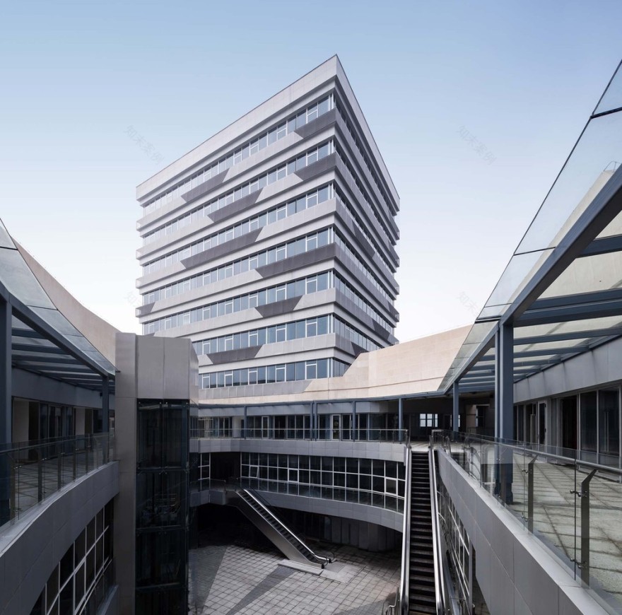 南京天益国际汽车城-23