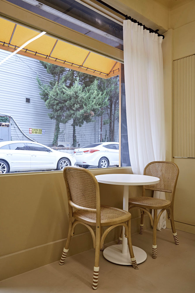 简约时尚的 7 坪小店设计-10