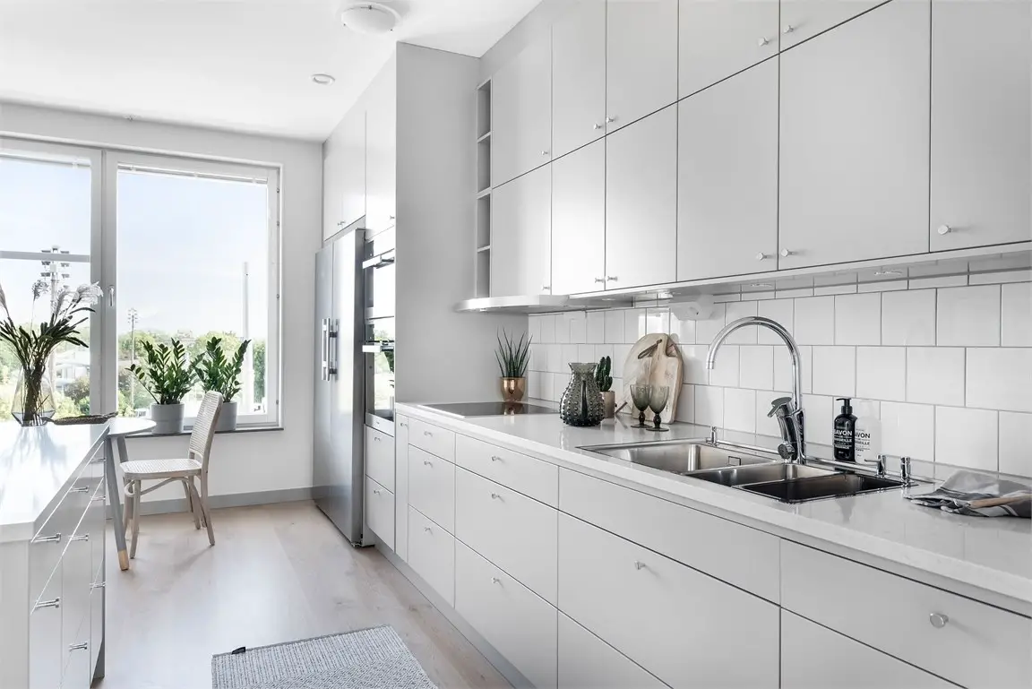 瑞典 88 平米现代厨房设计，美食优先的宽敞生活空间-6