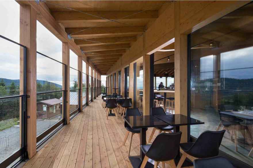 Výstupní stanice lanové dráhy na Pustevnách – Mrva.net-16