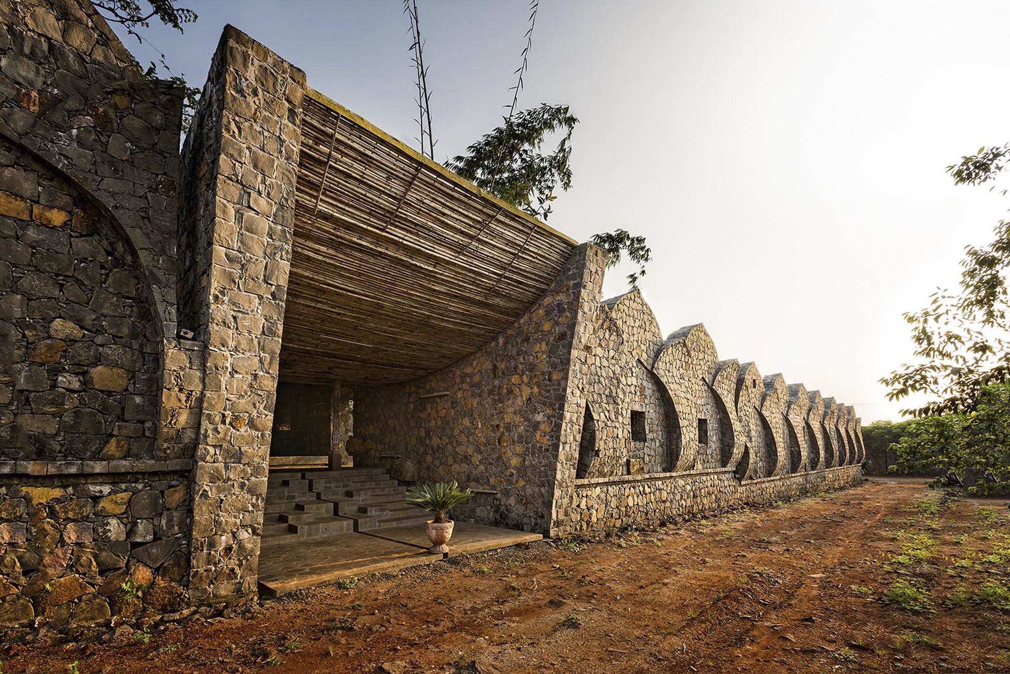 康丹静修度假村丨印度丨PMA madhushala-33