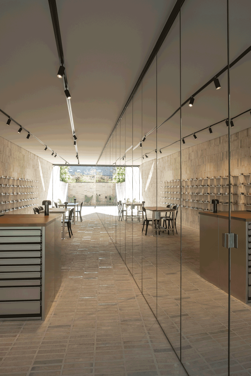 比利时 Optiek Hons 眼镜专卖店丨Zware Jongens-24