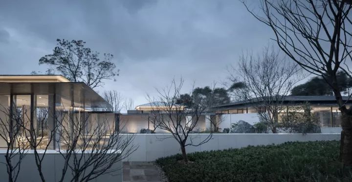 绿城在山水之间建了一座生活美学馆，颜值堪比乔布斯剧院！-49