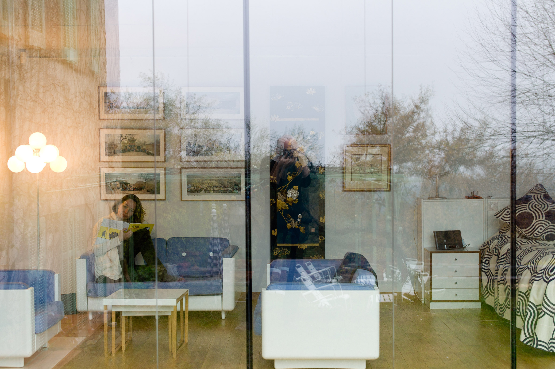 Ellena Mehl Architects disguises Provençal extension with grass roof-14