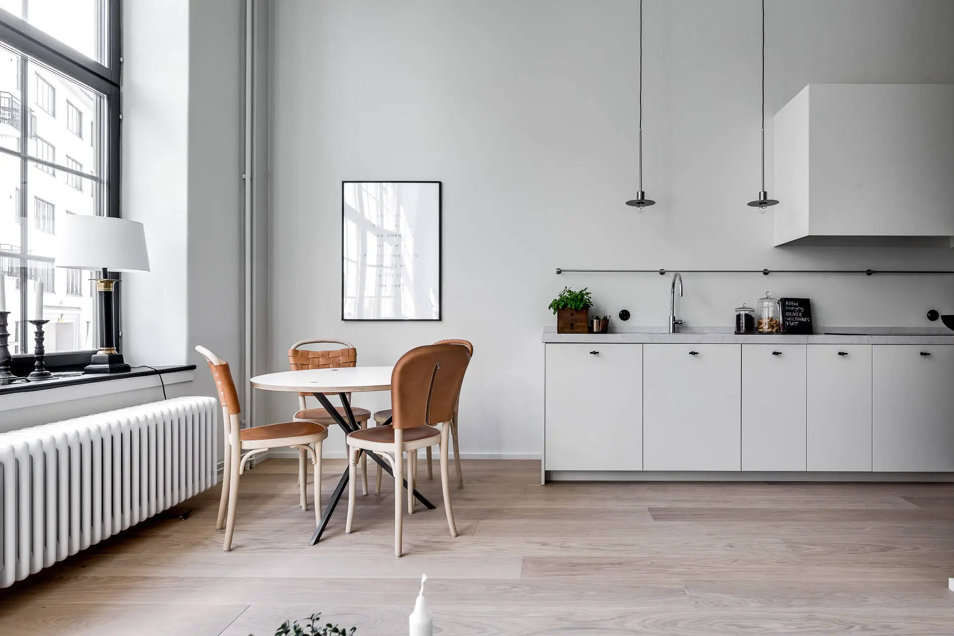 瑞典旧酿酒厂改造的挑高采光 Loft 公寓-13