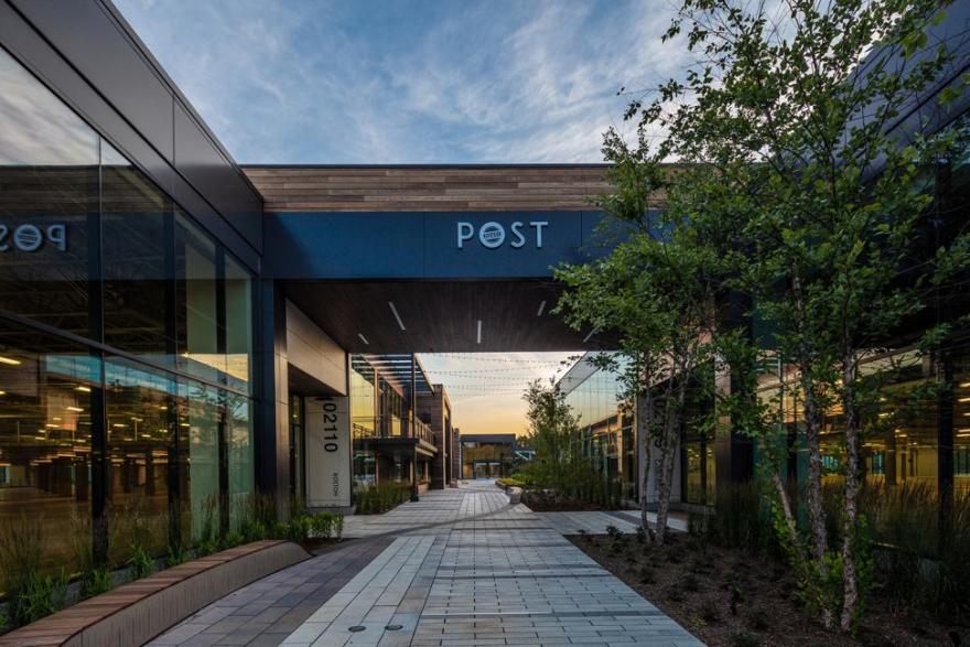 Post @ 200 Smith | CBT-4